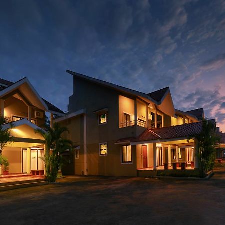 Treehouse Blue Hotel & Villas Colva Extérieur photo