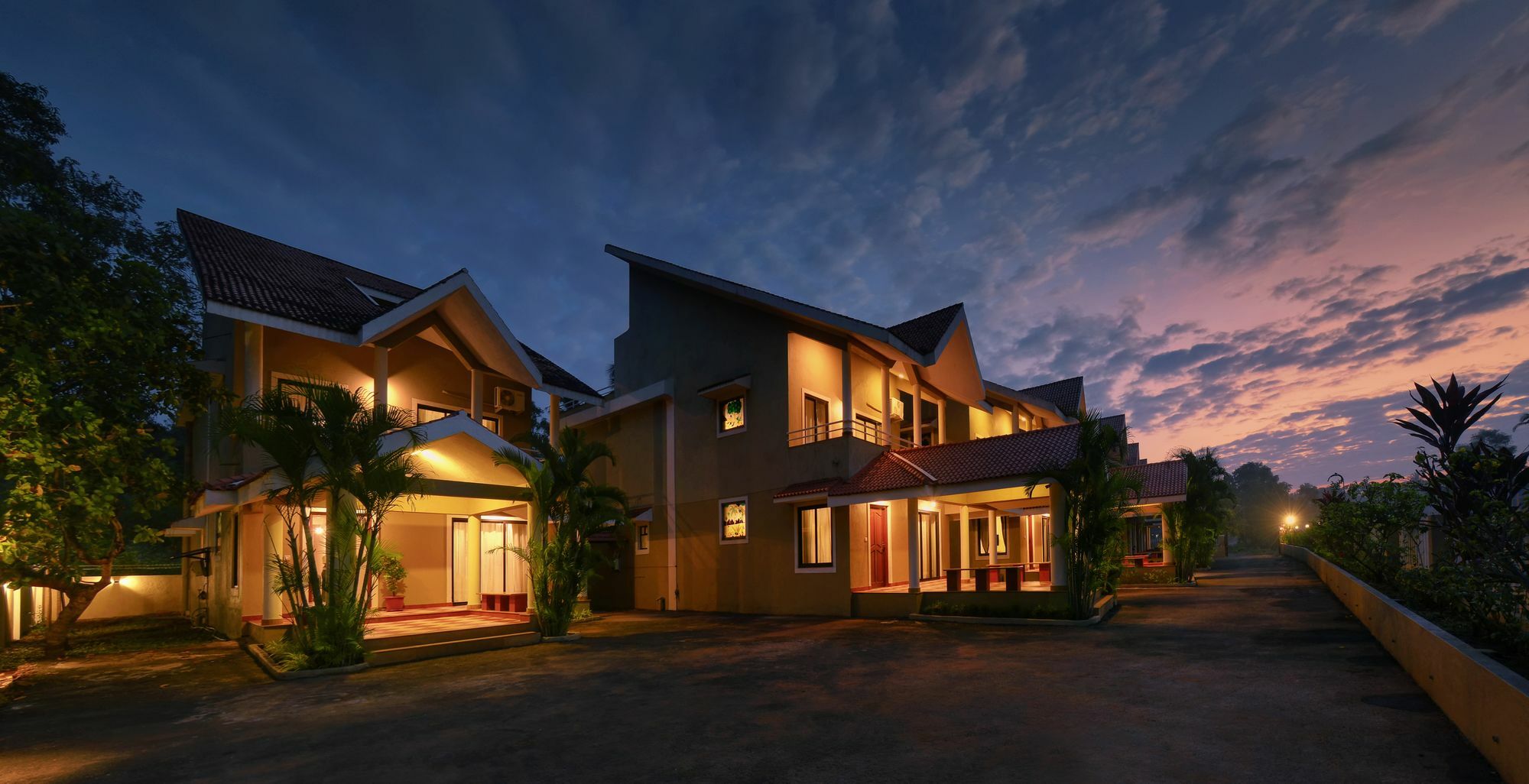 Treehouse Blue Hotel & Villas Colva Extérieur photo